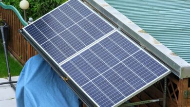 12 Monate Balkonkraftwerk: So viel Geld habe ich mit der Mini-Solaranlage wirklich gespart